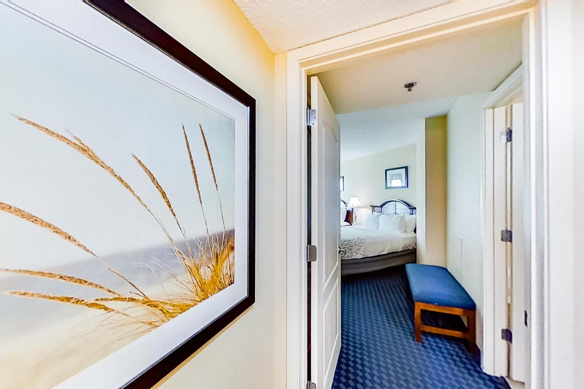 Carolinian Beach Resort Myrtle Beach Room photo