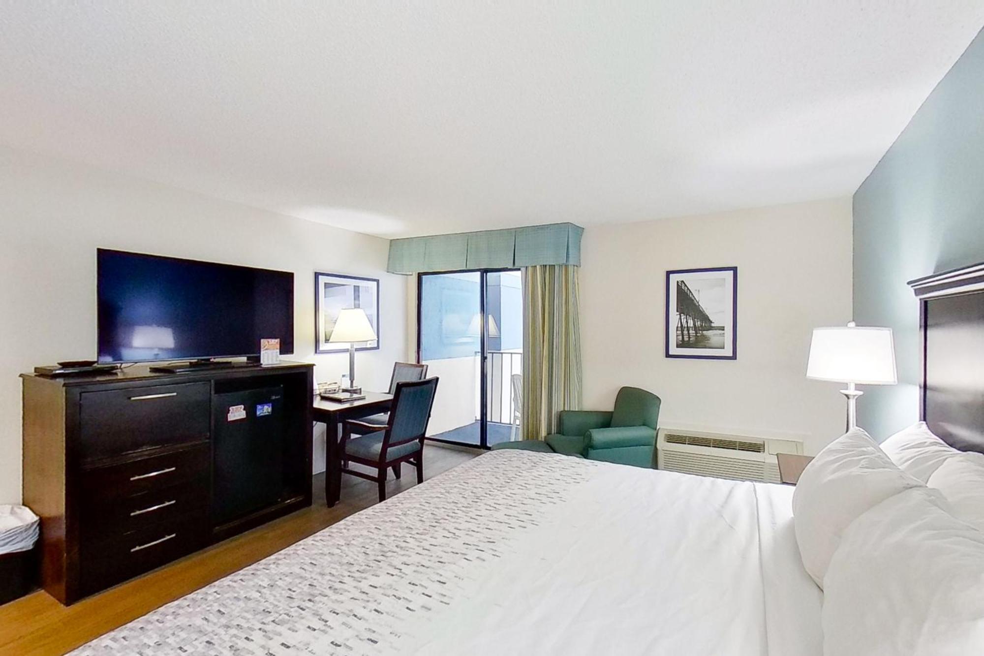Carolinian Beach Resort Myrtle Beach Room photo
