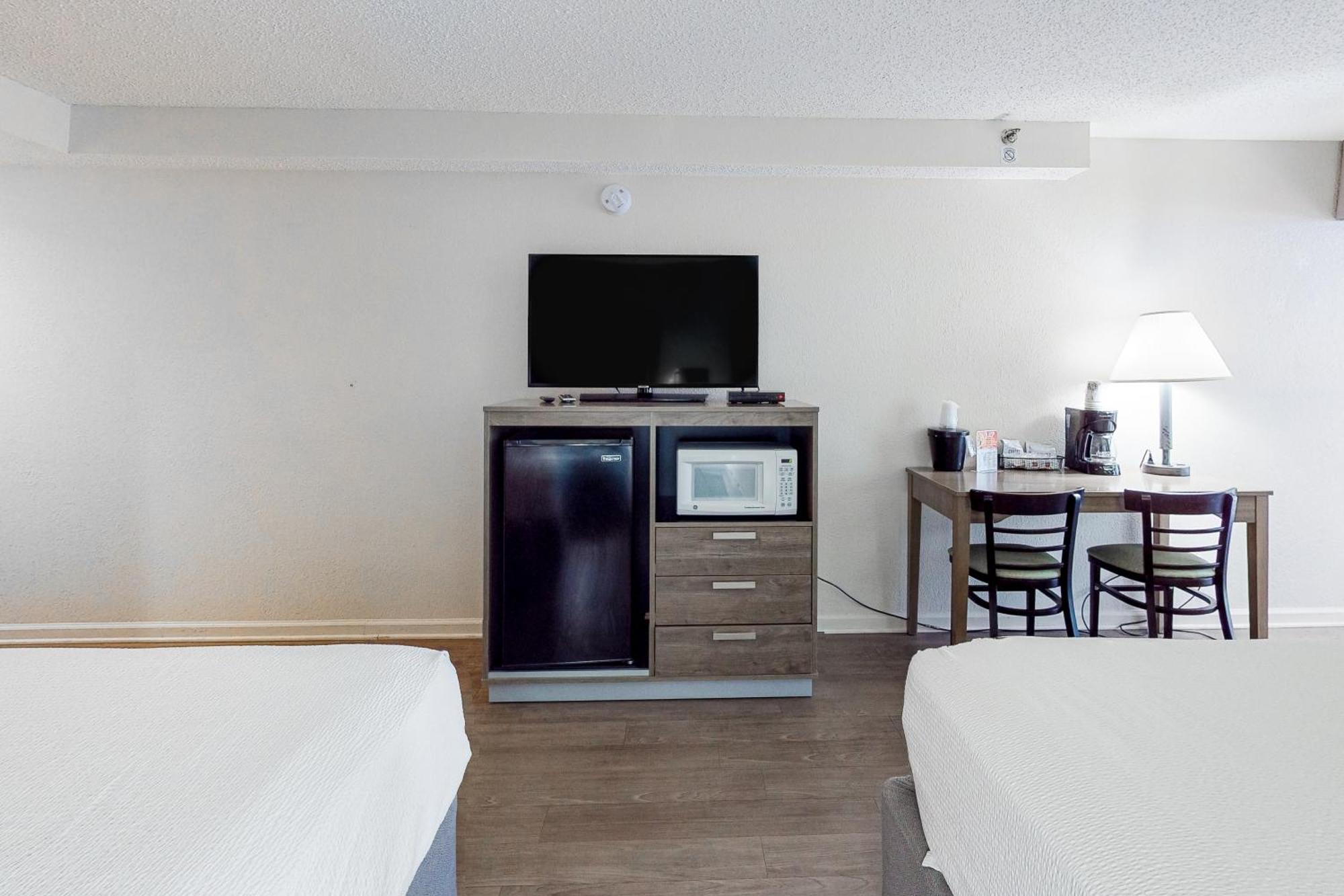 Carolinian Beach Resort Myrtle Beach Room photo